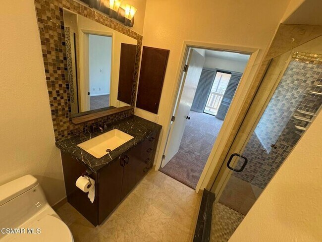 Building Photo - 12115 Valleyheart Dr