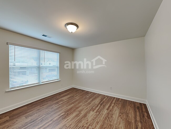 Building Photo - 117 Keyser Drive