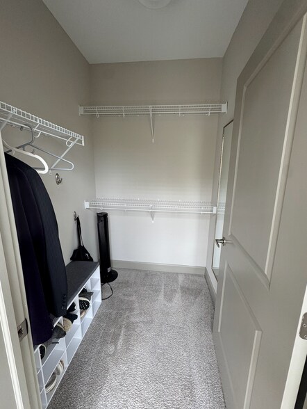 Walk-In Closet - 51 N High St
