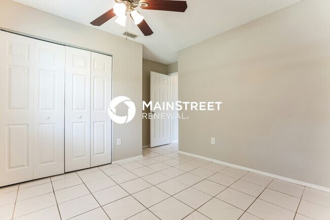Building Photo - 3 Bedroom Pet-Friendly Home in PORT CHARLOTTE, FL with Main Street Renewal