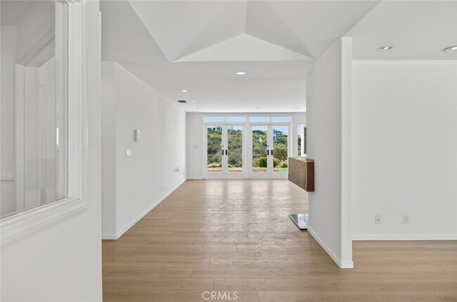 Building Photo - 978 Sandcastle Dr