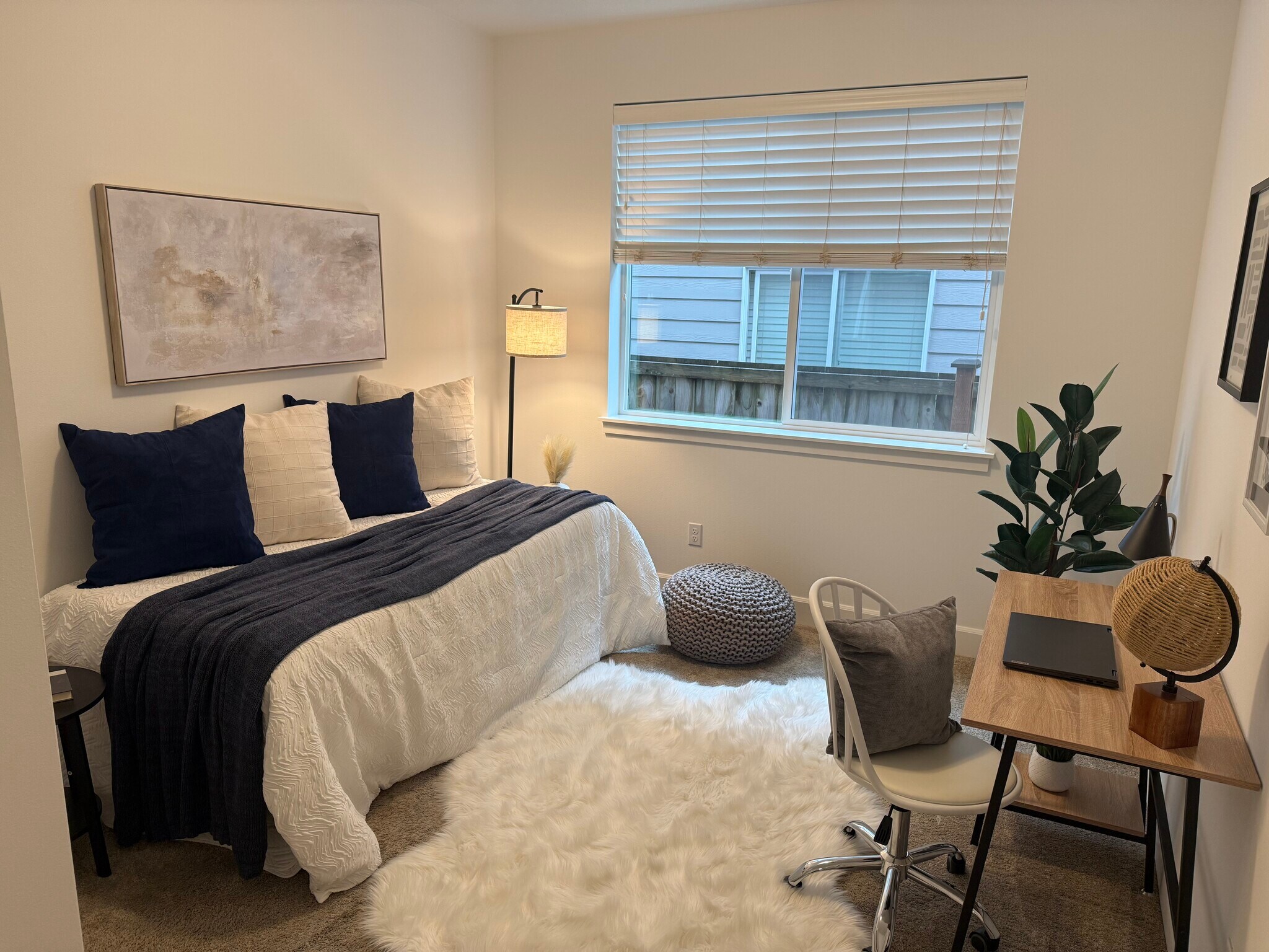 Building Photo - 2214 115th Dr SE