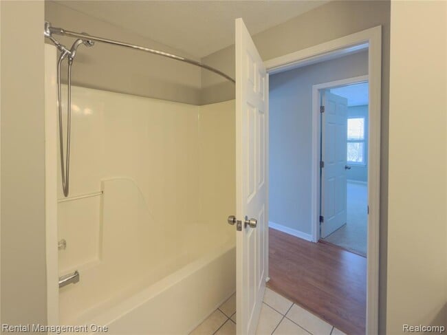 Building Photo - 1341 Millbrook Trail