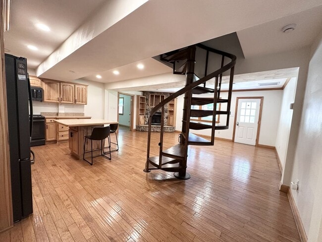 Building Photo - Updated Country Retreat with Modern Finishes & Peaceful Pungo Living