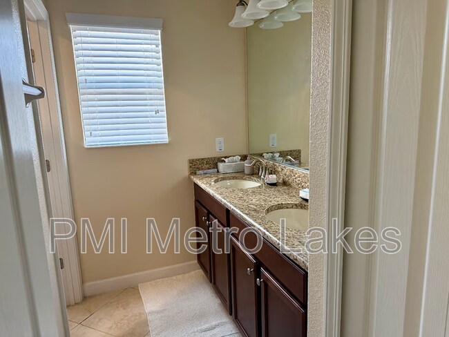 Building Photo - 4309 Summer Breeze Way