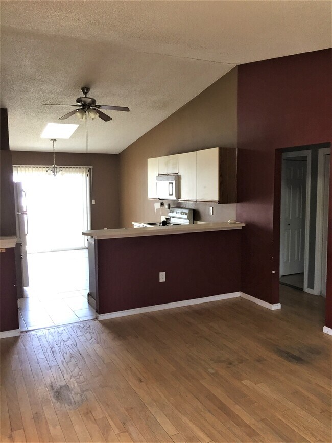 89 Coleman St 89 Coleman St West Haven CT 06516 Apartment Finder