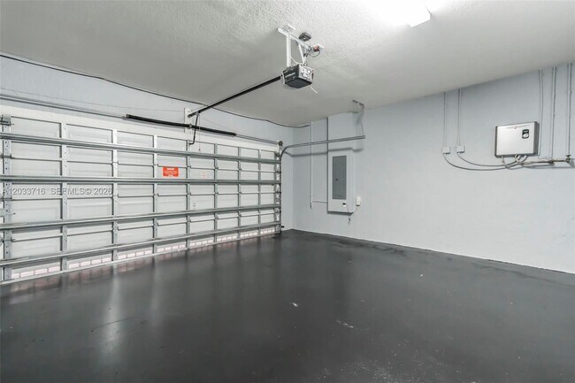 Building Photo - 3440 W 100th Terrace