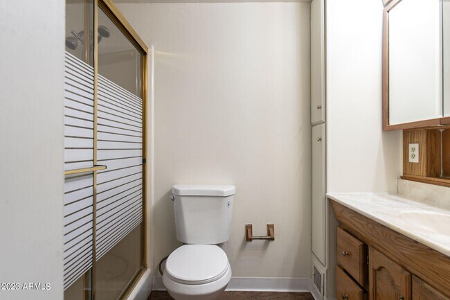 Building Photo - 4662 N 19th Ave