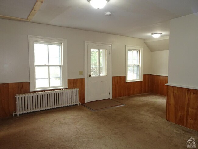 Building Photo - 167 NY-23