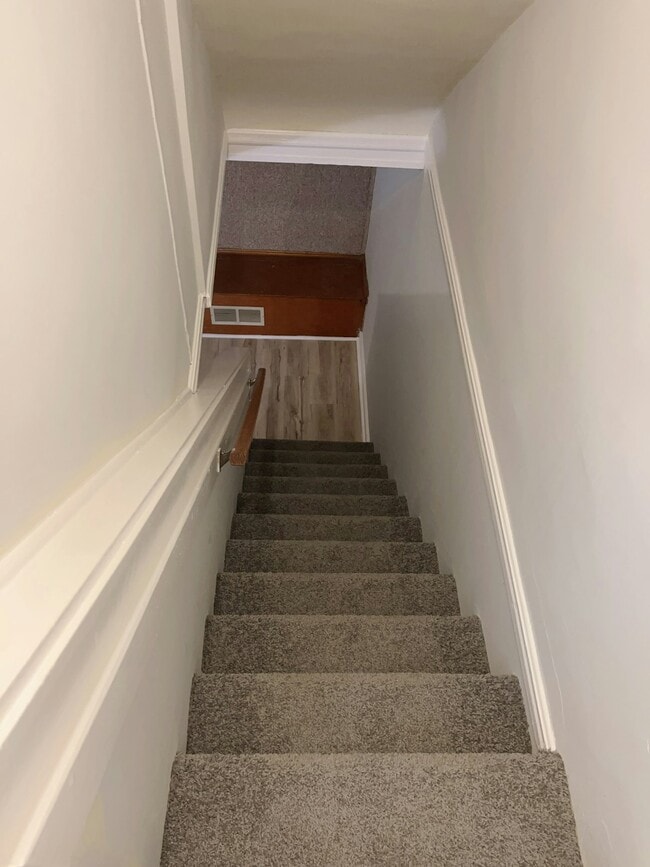 Building Photo - 526 Parksley Ave
