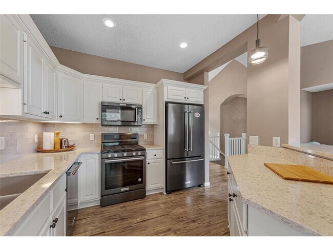 Building Photo - 1128 Shumway Ct