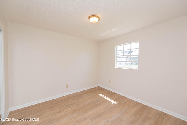 Building Photo - 222 Brian Dr