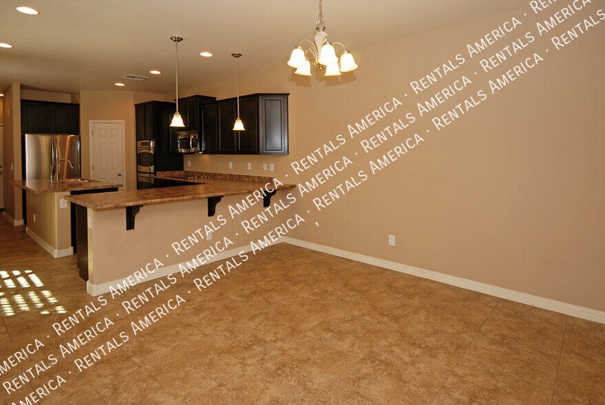 Building Photo - 8959 W Northview Ave