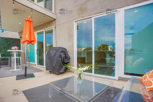 Building Photo - LUXURY 2 Bedroom with AC and Washer/Dryer, DOWNTOWN CARLSBAD VILLAGE