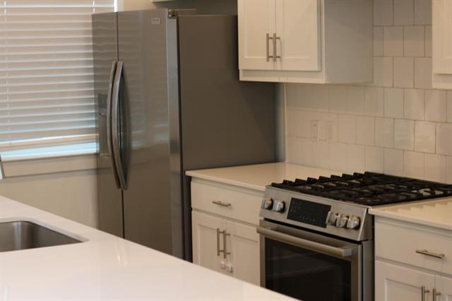 Building Photo - 645 N Tyler St