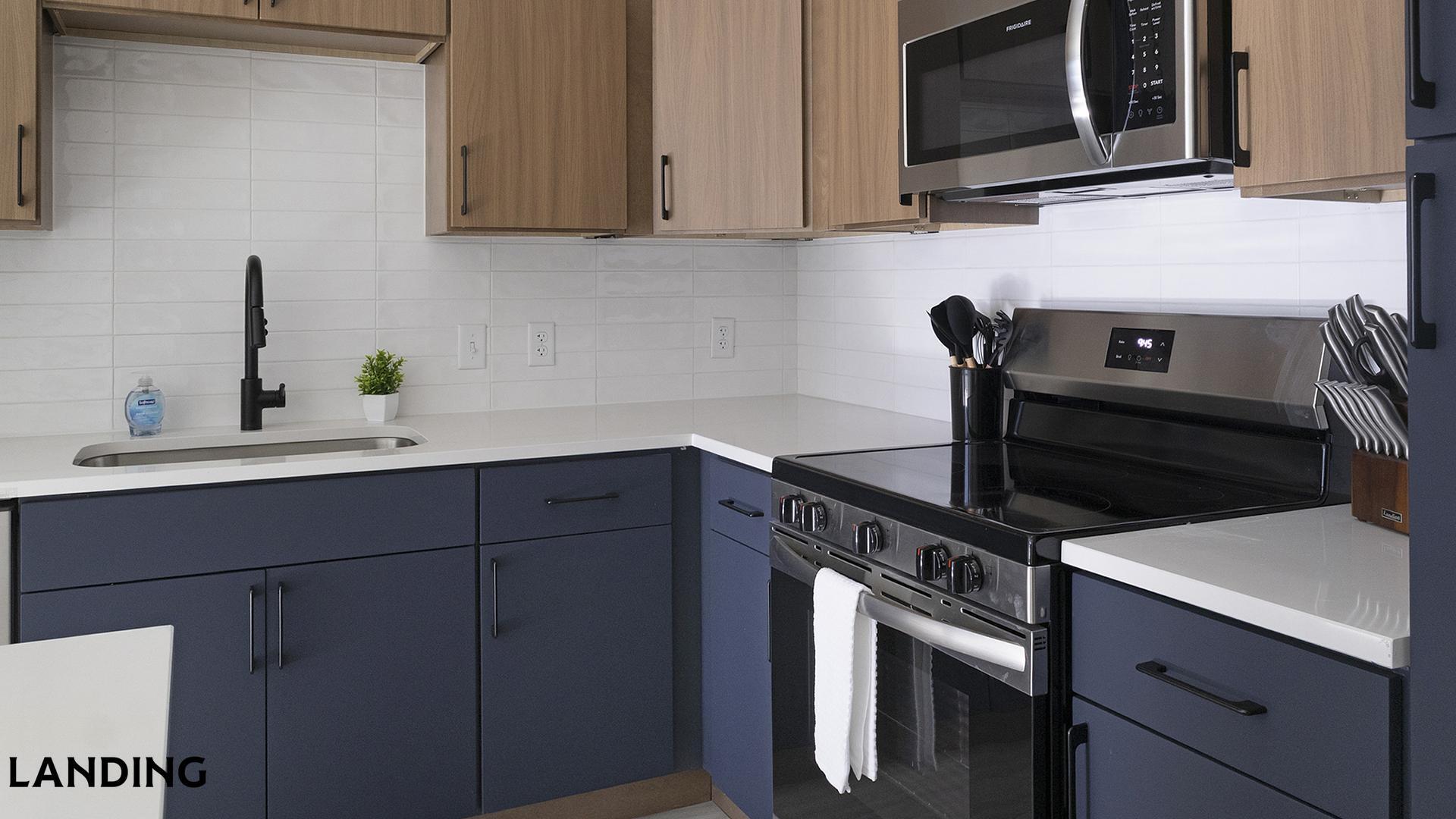 Building Photo - 1007 S Mint St