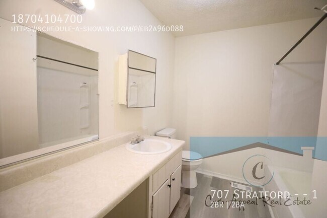Building Photo - 707 Stratford Dr