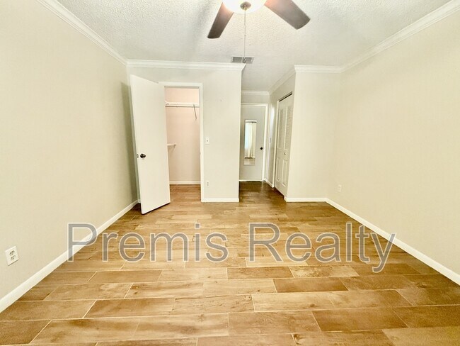 Building Photo - 1271 Powderpuff Dr