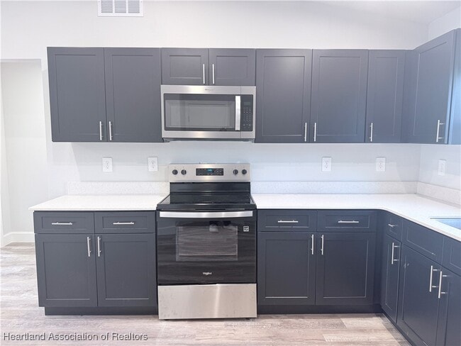 Building Photo - 3830 El Rado Ave