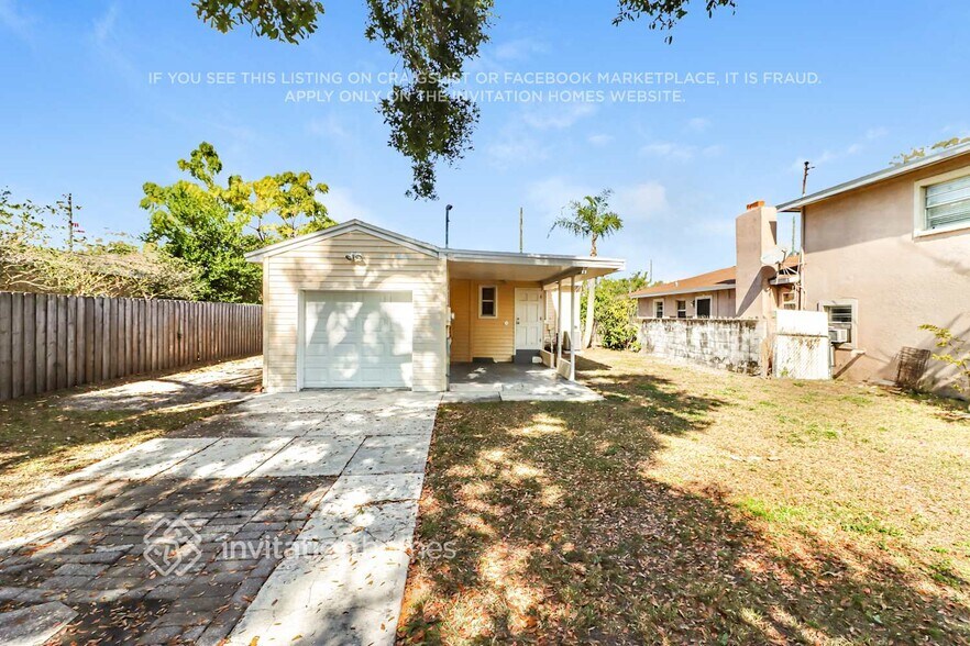 Building Photo - 4710 21st Ave N