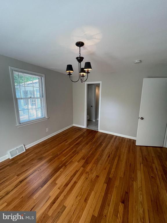 Building Photo - 705 Pomona Ave