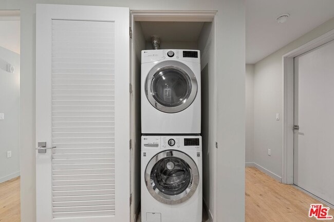 Building Photo - 1621 Malcolm Ave