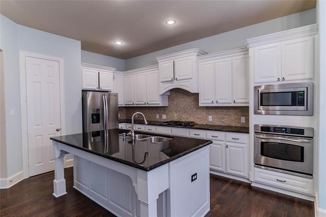 Building Photo - 11775 Frontier Dr