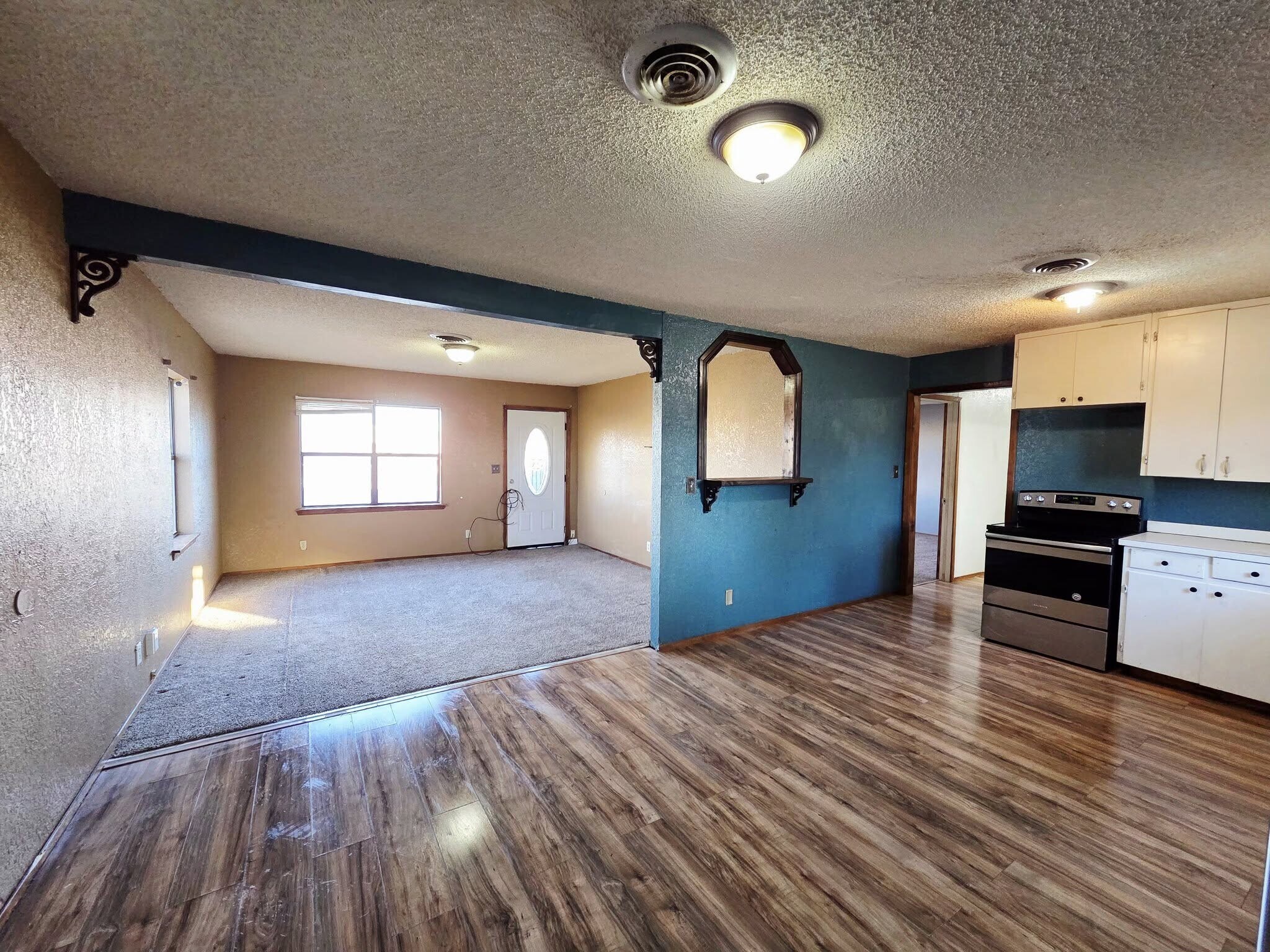 Building Photo - 1503 College Ave