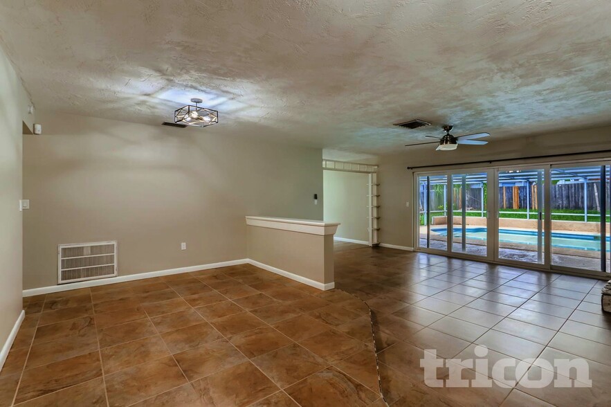 Building Photo - 609 Linda Ct