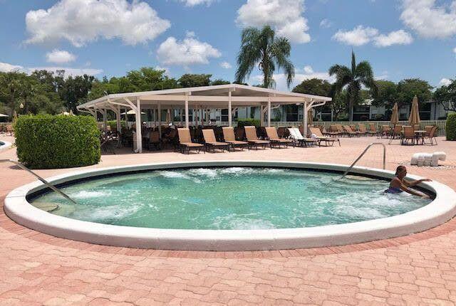 Building Photo - 15234 Lakes of Delray Blvd