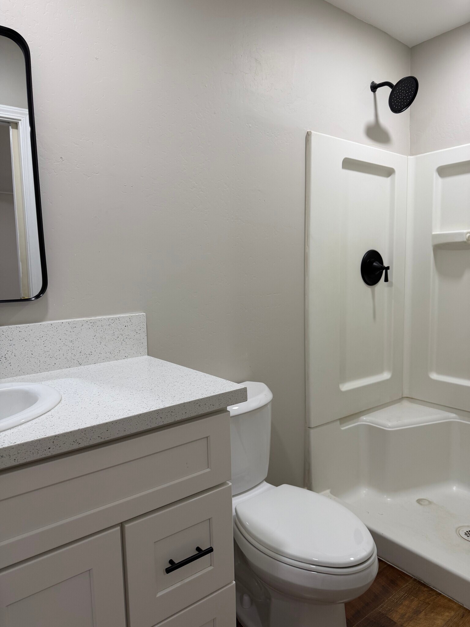 Building Photo - 706 T St