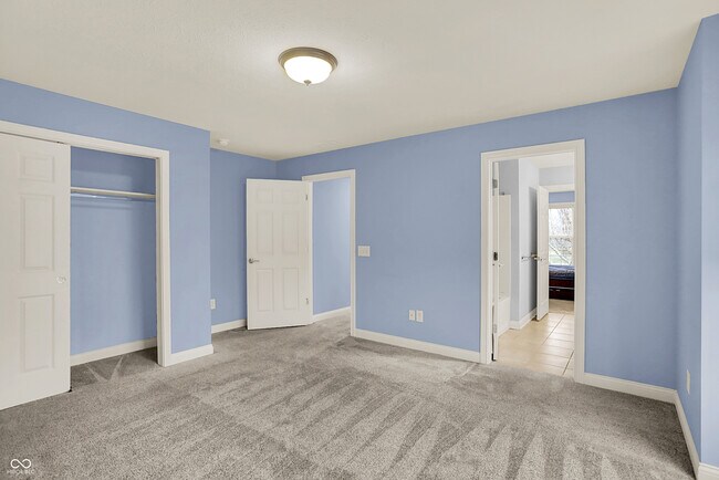 Building Photo - 13720 Akers Dr