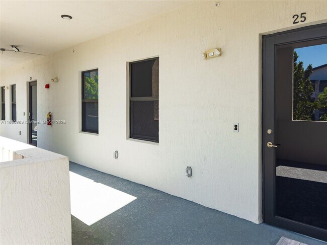 Building Photo - 8175 NW 104th Ave
