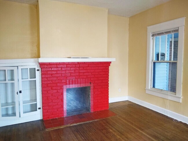 Building Photo - 211 N Grant St