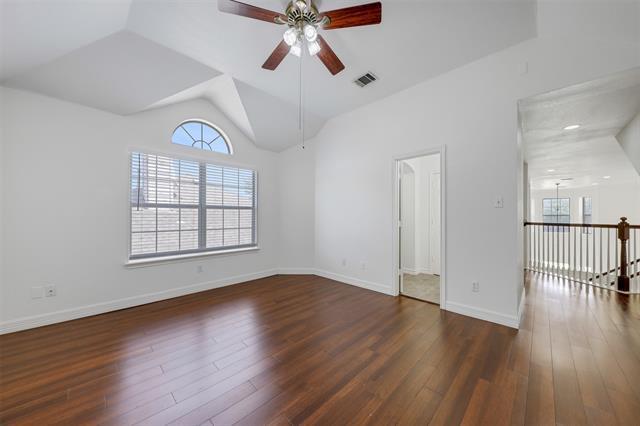 Building Photo - 9320 Vista Cir
