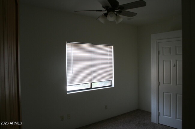 Building Photo - 5920 Thunder Ridge Rd