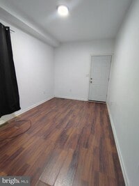 Building Photo - 1321 E Biddle St