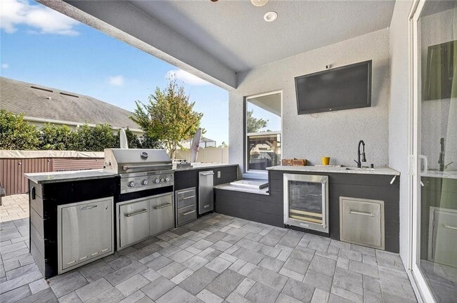 Building Photo - 18233 Leafmore St