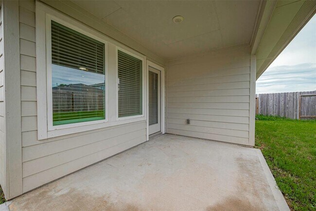 Building Photo - 12715 Basinghall Ln