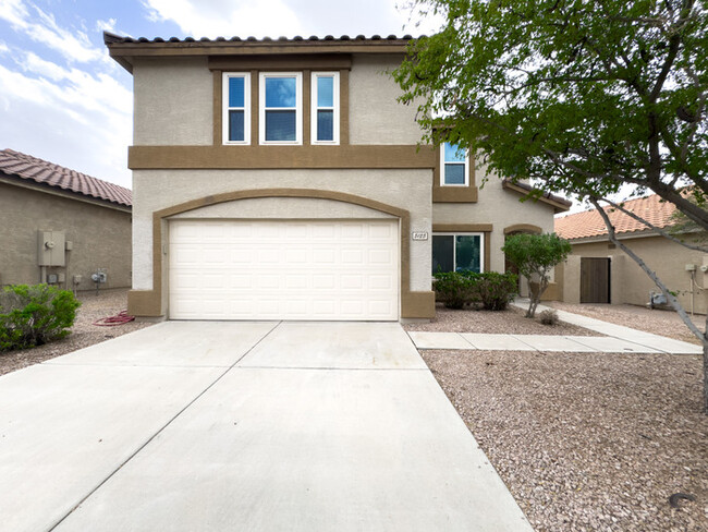 Building Photo - 4Bed/2.5Bath House in Cave Creek! $399 MOV...