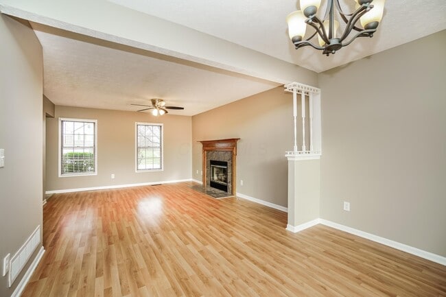 Building Photo - 1104 Mullens Ct