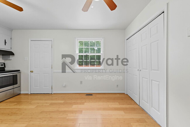 Building Photo - 15709 Gary Ave