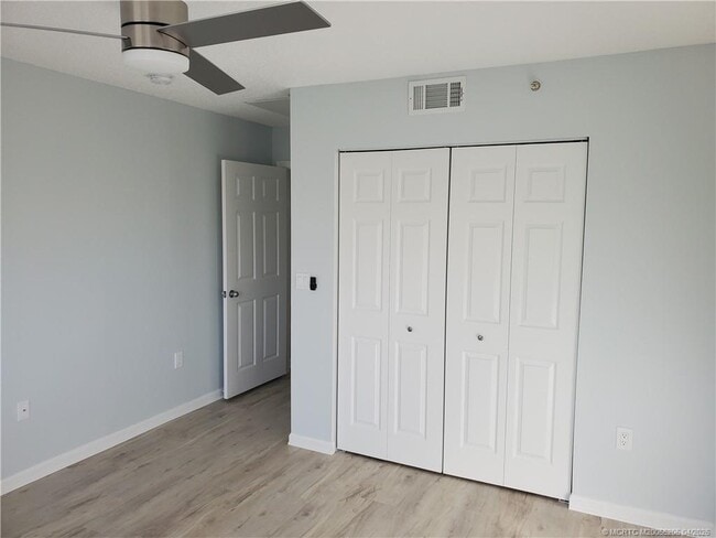 Building Photo - 3617 NW Adriatic Ln