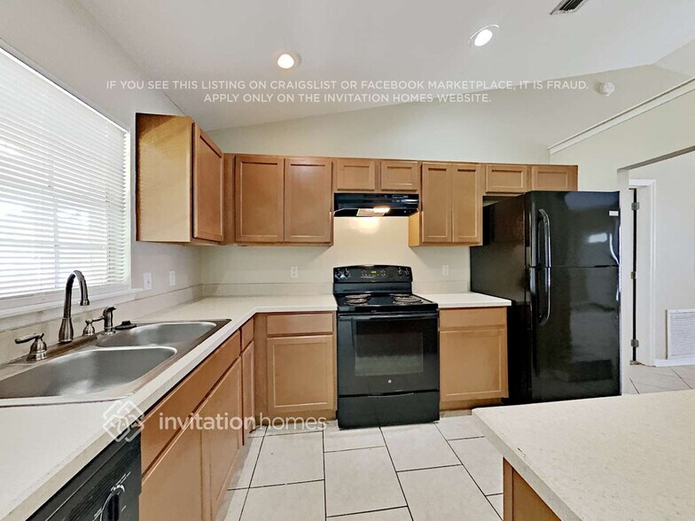 Building Photo - 1453 Sugarberry Ln