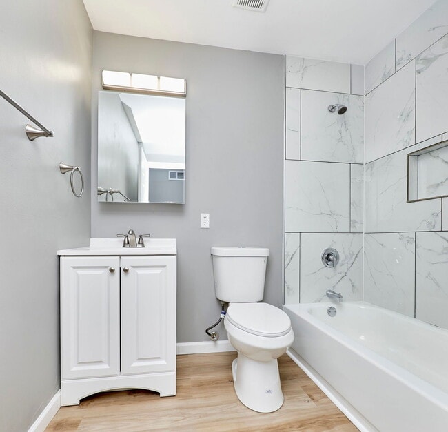 Building Photo - 7006 Shelton Ct