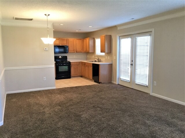 Building Photo - 5915 Leawood Run Ct