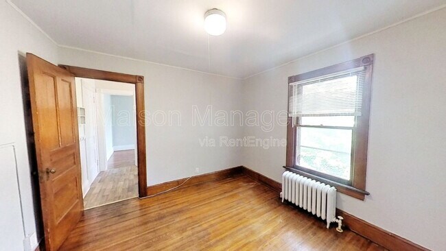 Building Photo - 583 Averill Ave