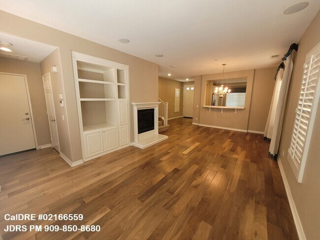 Building Photo - Riverside 3 Bedroom Home