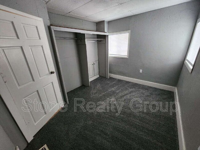Building Photo - 2348 Liberty Ave