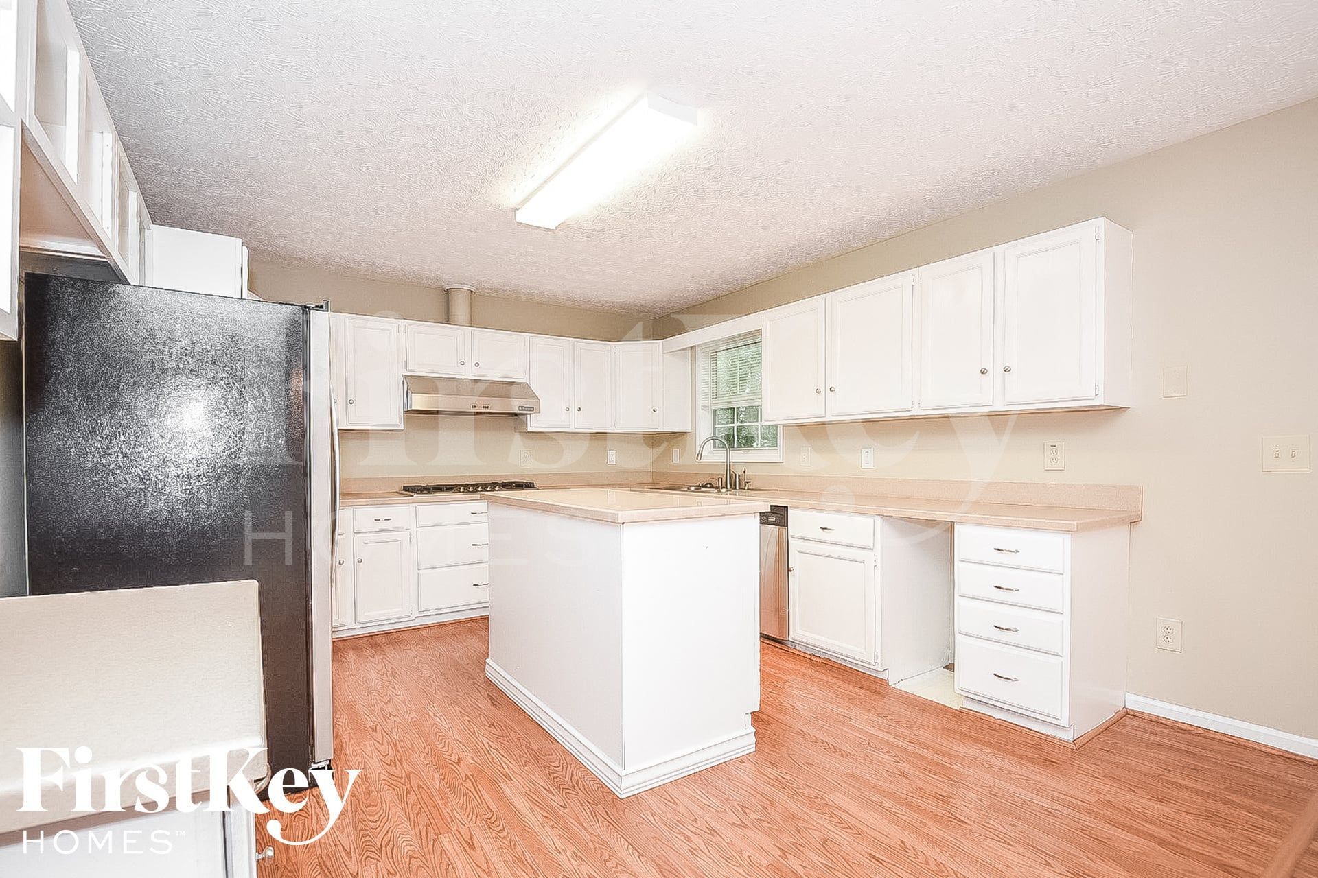 Building Photo - 3954 Rock Mill Pkwy